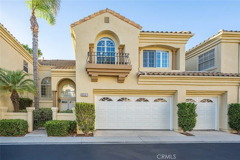 26481 La Scala, Laguna Hills, CA 92653