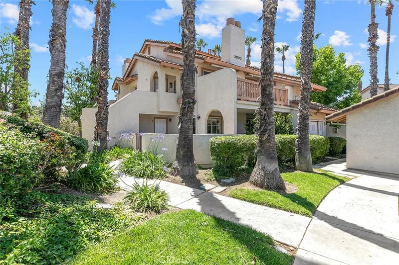 26572 Las Palmas 2, Laguna Hills, CA 92656