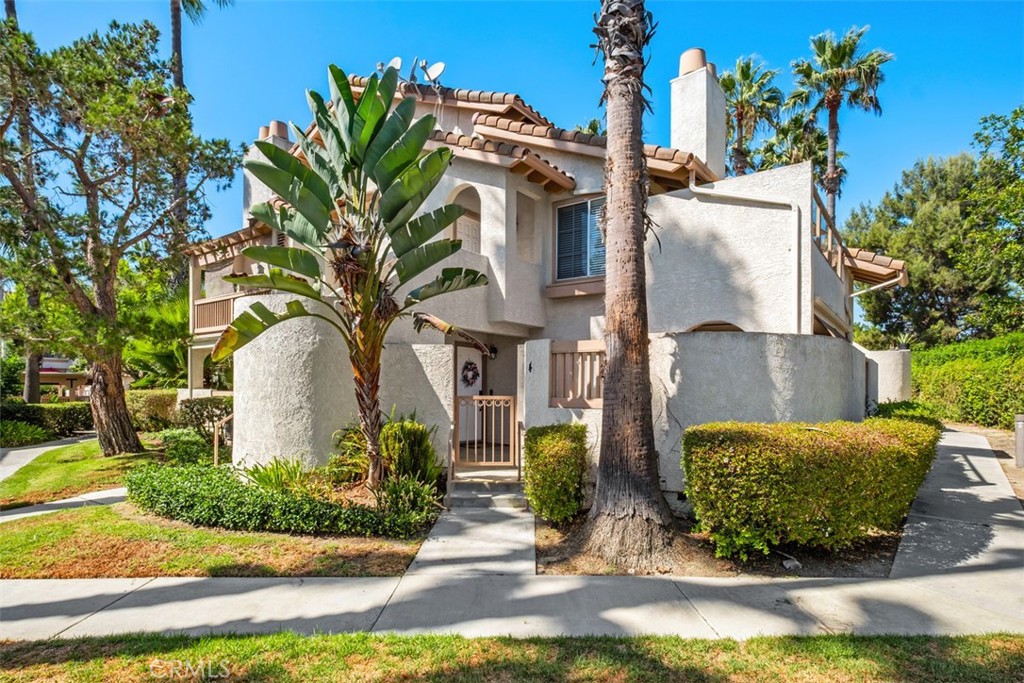 26572 Las Palmas 4, Laguna Hills CA 92656 - photo 1