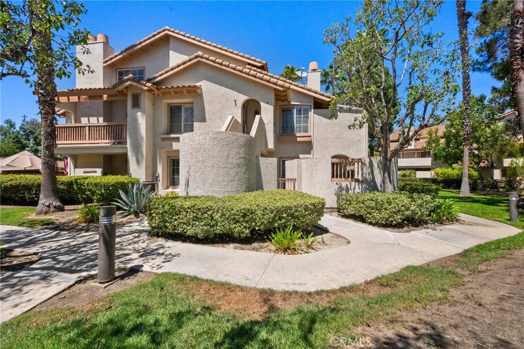 26622 Merienda 4, Laguna Hills CA 92656 - photo 2