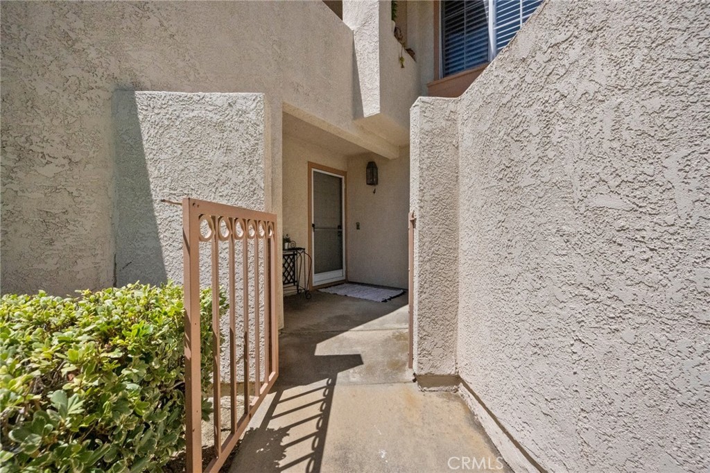 26622 Merienda 4, Laguna Hills CA 92656 - photo 7