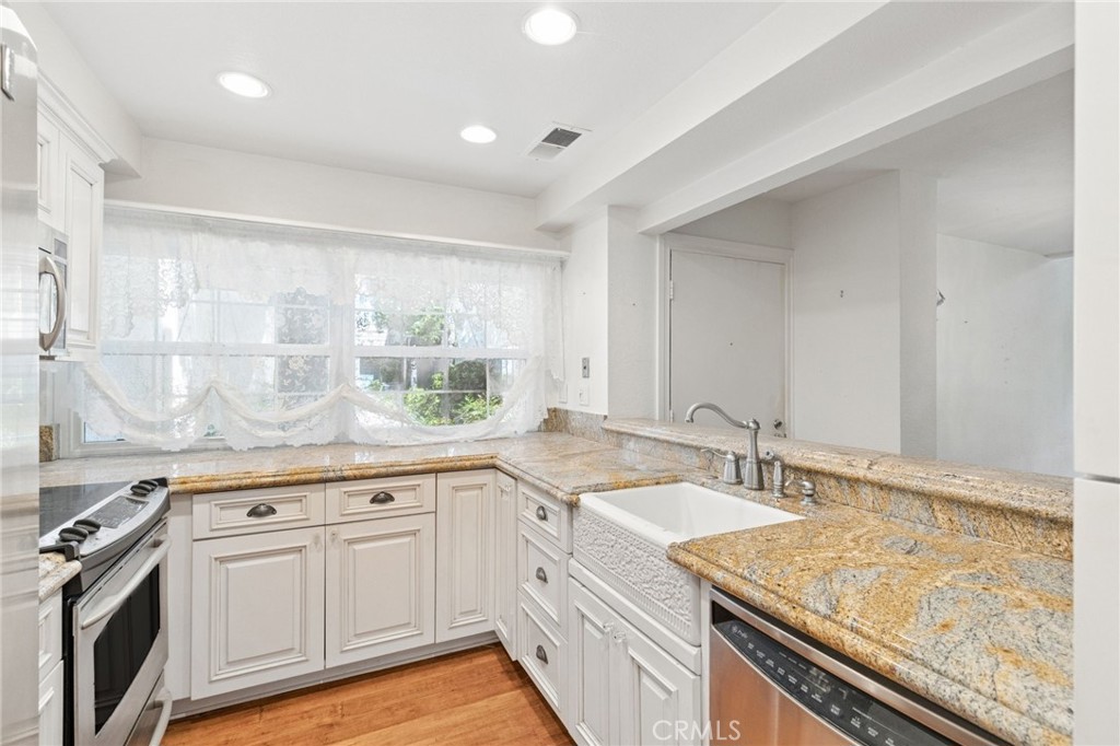 26701 Quail Creek 65, Laguna Hills CA 92656 - photo 12