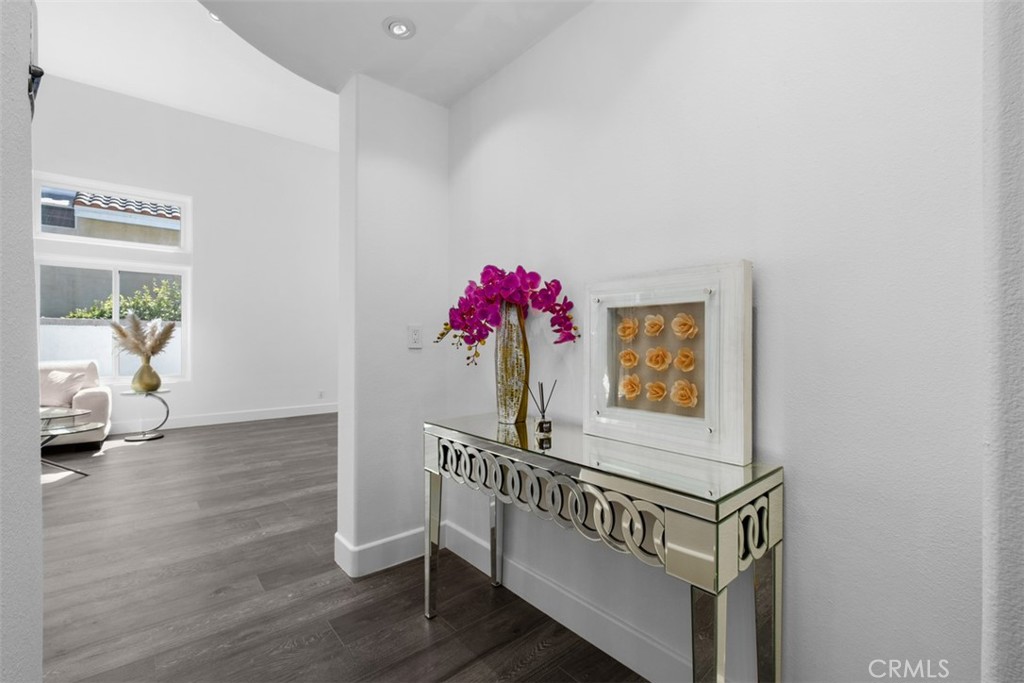 Dry bar area - 26741 Bridlewood Drive, Laguna Hills CA 92653 - photo 4