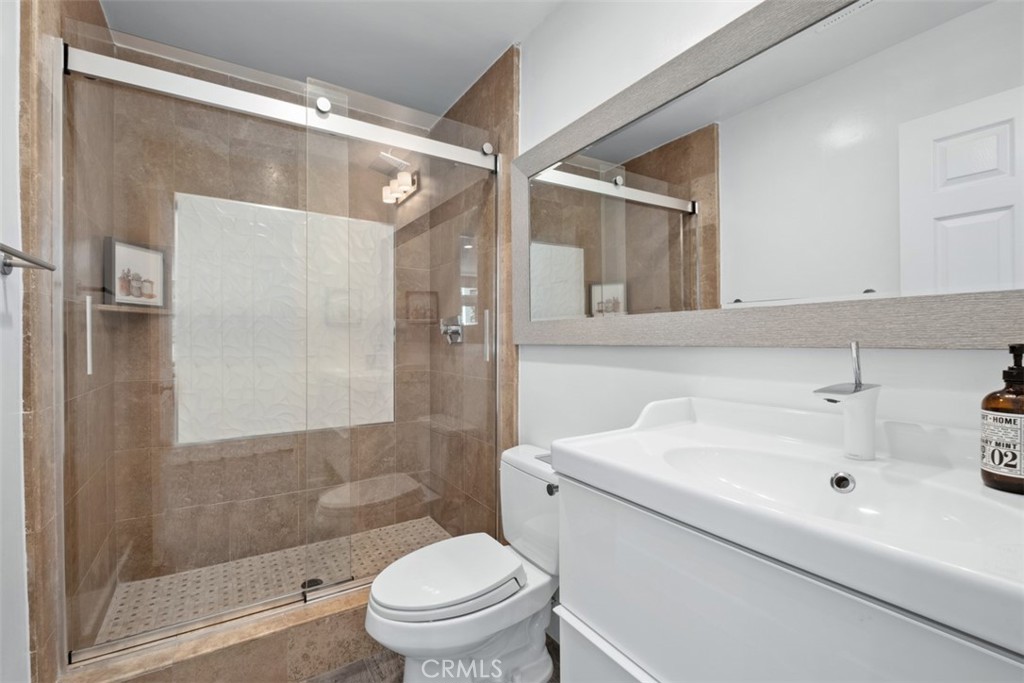 Main floor Bathroom - 26741 Bridlewood Drive, Laguna Hills CA 92653 - photo 18