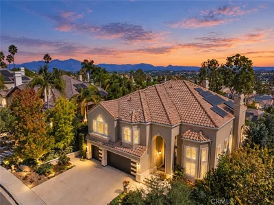 27052 Falling Leaf Drive, Laguna Hills