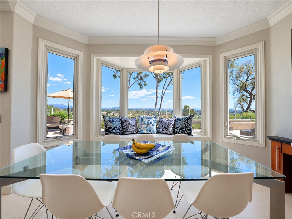 27052 Falling Leaf Drive, Laguna Hills CA 92653 - photo 10