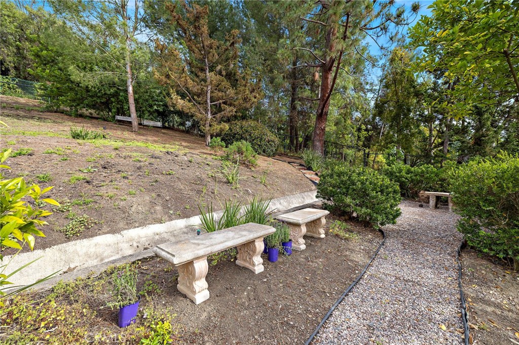27562 Lost Trail Drive, Laguna Hills CA 92653 - photo 60