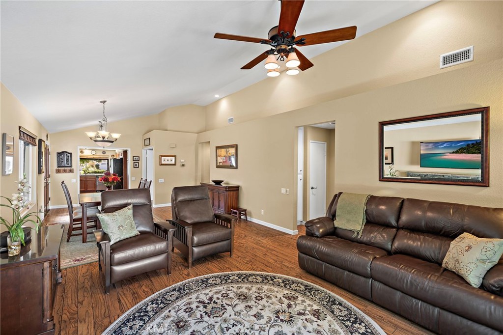 30 Oxbow Creek, Laguna Hills CA 92653 - photo 11