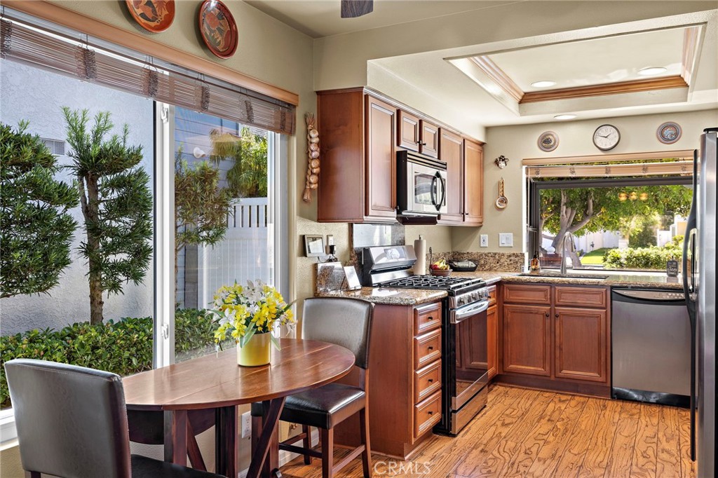 30 Oxbow Creek, Laguna Hills CA 92653 - photo 14