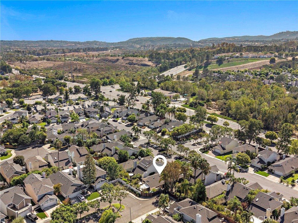 30 Oxbow Creek, Laguna Hills CA 92653 - photo 40