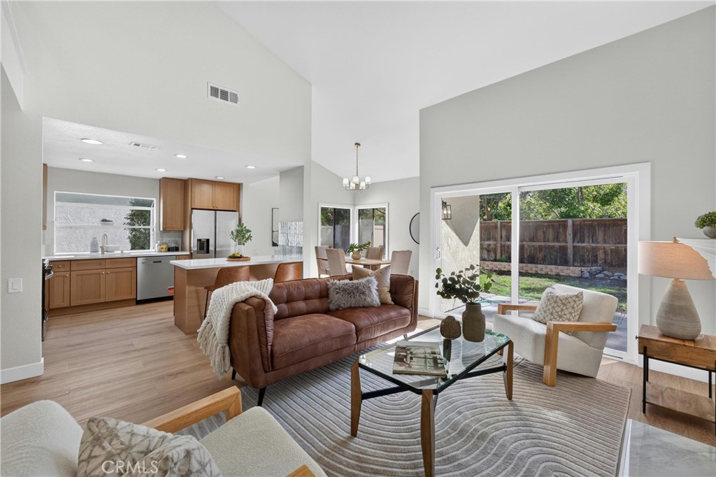 43 Oxbow Creek, Laguna Hills CA 92653 - photo 7