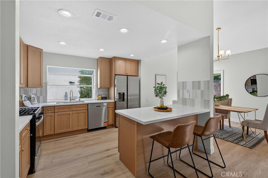 43 Oxbow Creek, Laguna Hills CA 92653 - photo 16