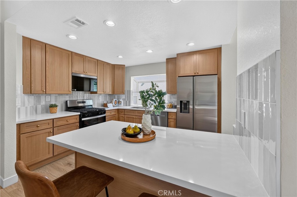43 Oxbow Creek, Laguna Hills CA 92653 - photo 18