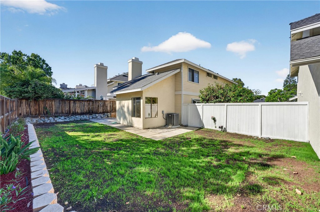 43 Oxbow Creek, Laguna Hills CA 92653 - photo 43