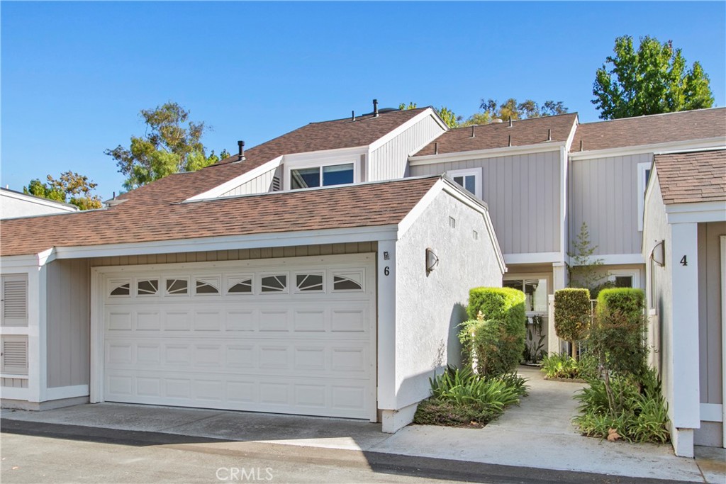 6 Robin Hill Lane, Laguna Hills CA 92653 - photo 1