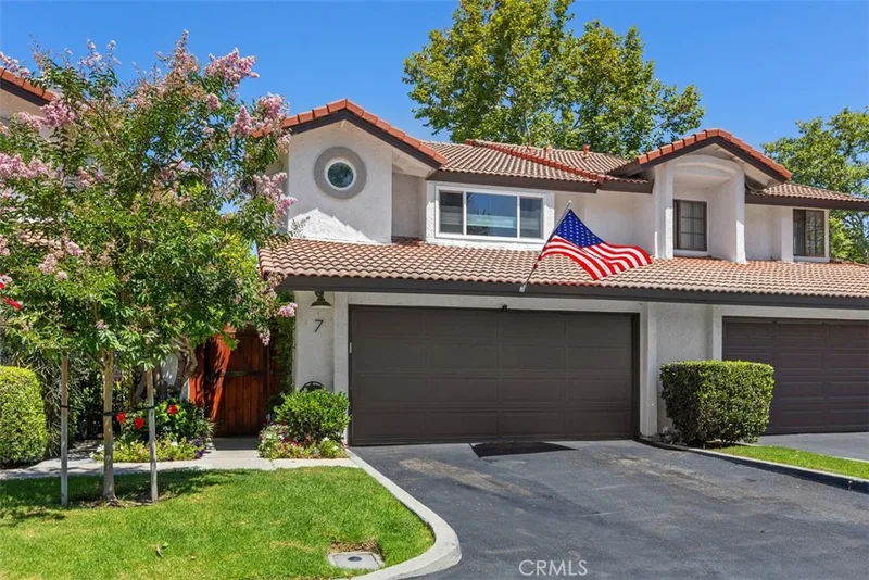 7 Shadow Hill, Laguna Hills, CA 92653