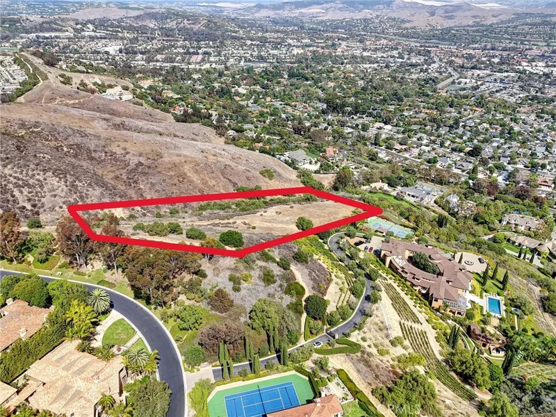 1 O'Hill, Laguna Niguel, CA 92677