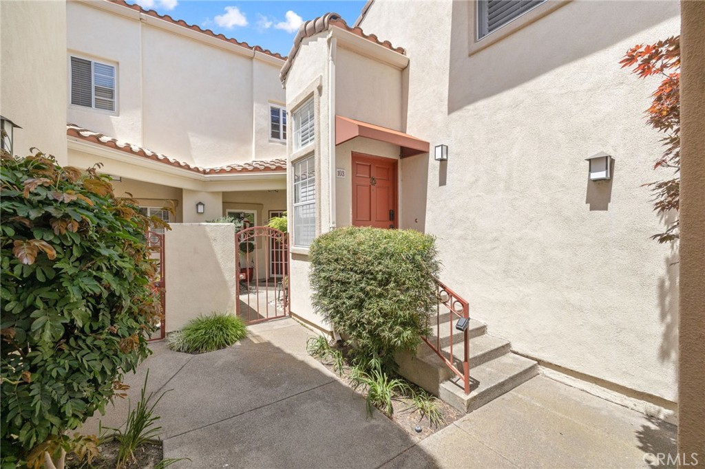 103 Chandon, Laguna Niguel CA 92677 - photo 2