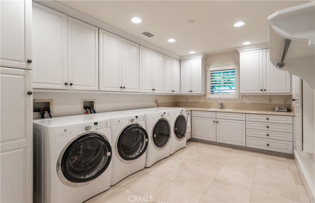 First floor laundry room - 12 Morning Dove, Laguna Niguel CA 92677 - photo 36