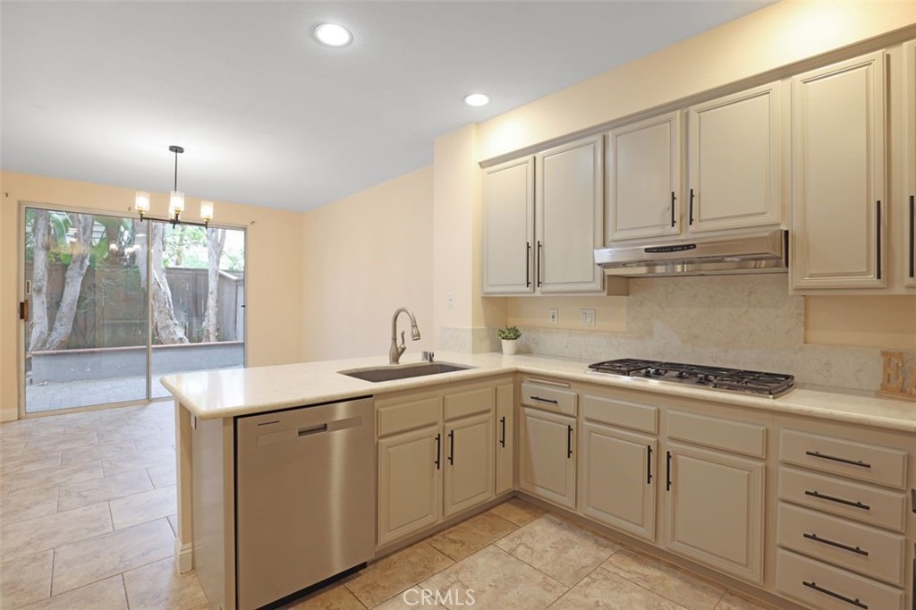 13 Oakcliff, Laguna Niguel CA 92677 - photo 7