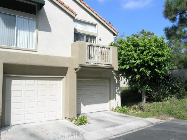 Single Car direct access garage - 13 Sandy 60, Laguna Niguel CA 92677 - photo 1