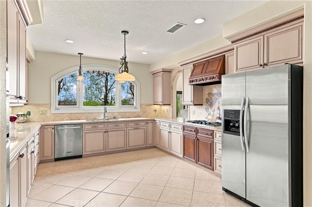 14 Novilla, Laguna Niguel CA 92677 - photo 10