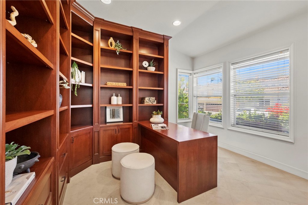 14 Pembroke Ln, Laguna Niguel CA 92677 - photo 4