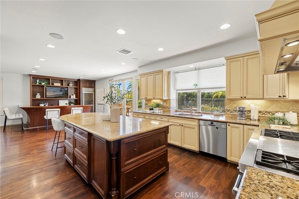 14 Pembroke Ln, Laguna Niguel CA 92677 - photo 9