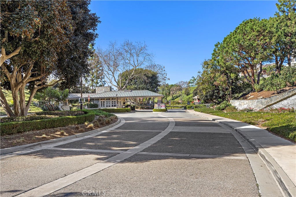 14 Pembroke Ln, Laguna Niguel CA 92677 - photo 33
