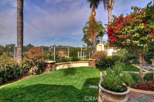 Beautiful setting. - 14 Pienza, Laguna Niguel CA 92677 - photo 1