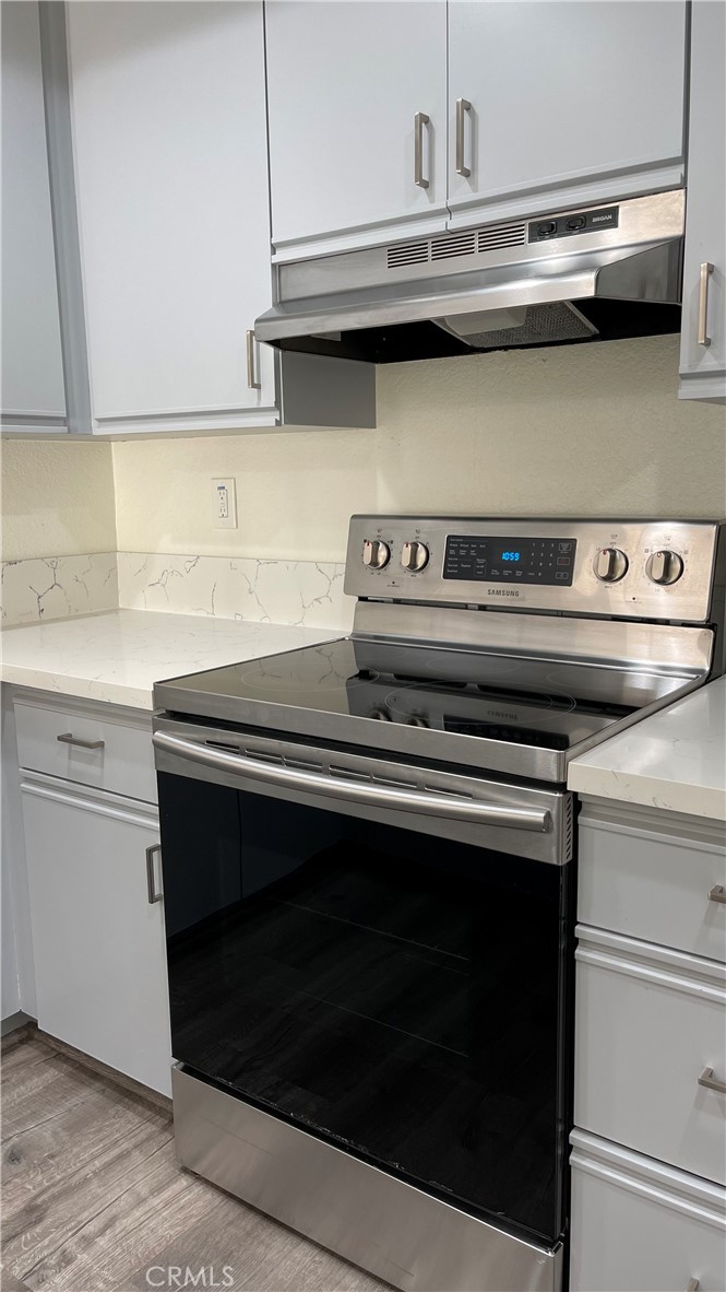 Range with hood above - 15 Aruba, Laguna Niguel CA 92677 - photo 35