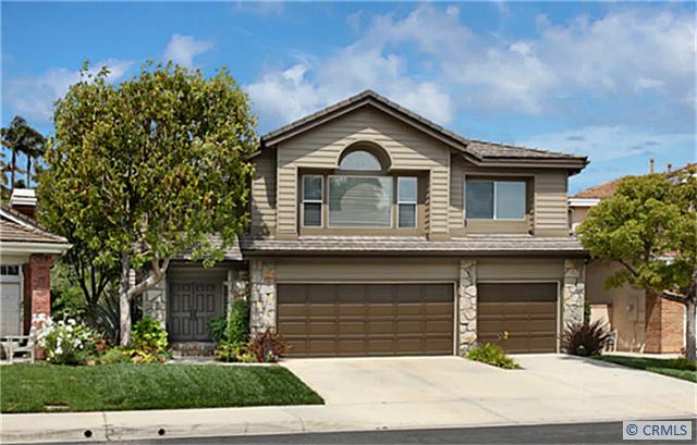 Very clean and neat curb appeal with use of beautiful colors and stone work - 15 EASTBOURNE BAY, Laguna Niguel CA 92677 - photo 1
