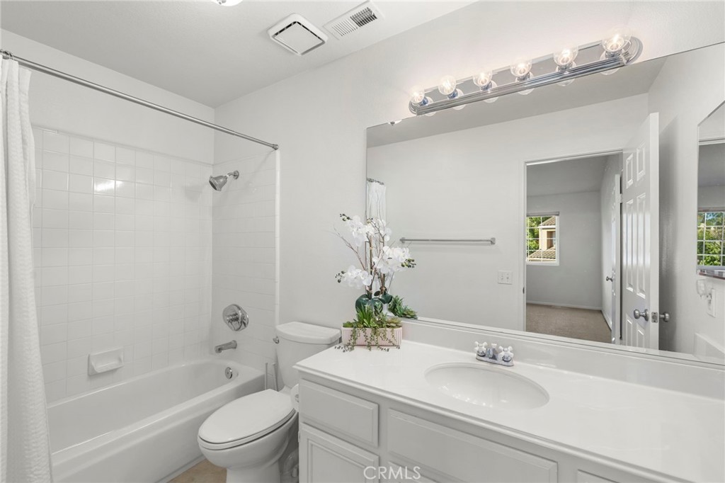 154 Chandon, Laguna Niguel CA 92677 - photo 14