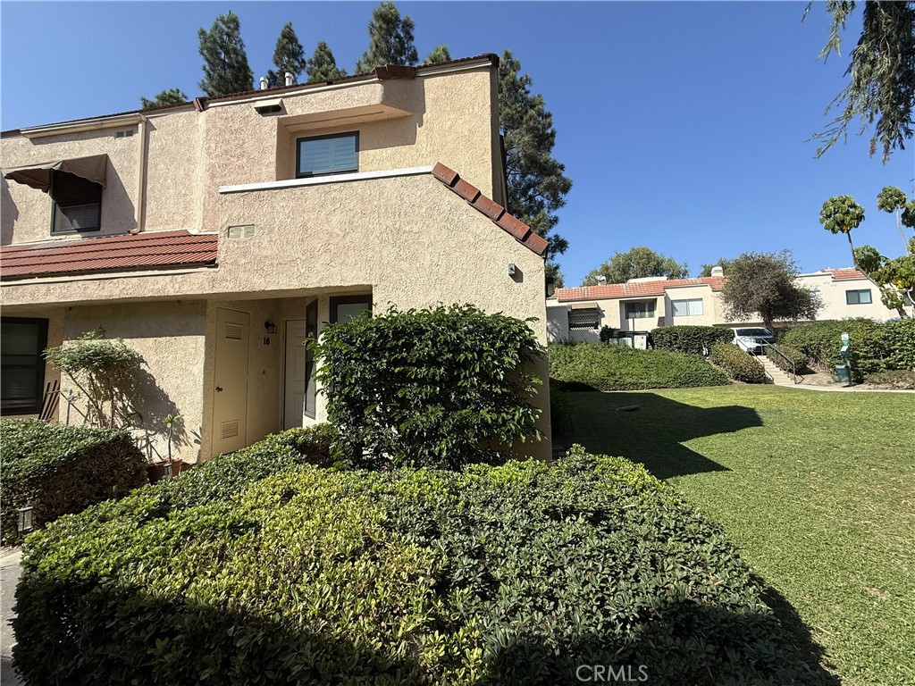 End/Corner unit - 16 Pearl 207, Laguna Niguel CA 92677 - photo 12