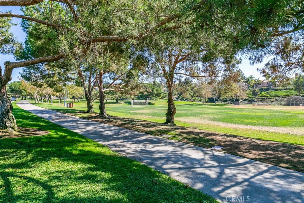 160 Chandon, Laguna Niguel CA 92677 - photo 45