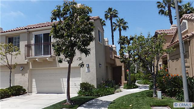 Front with greenbelt - 190 CHANDON, Laguna Niguel CA 92677 - photo 1