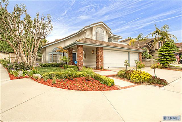 Corner location, only one neighbor - 2 FAIR ELMS, Laguna Niguel CA 92677 - photo 1