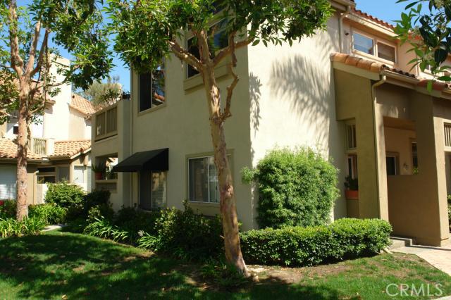 Lower End Unit, Central Location in Tract - 21 Daytona Drive 154, Laguna Niguel CA 92677 - photo 1