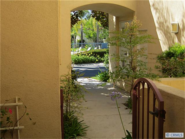 Entrance - 21 FLEURANCE, Laguna Niguel CA 92677 - photo 1