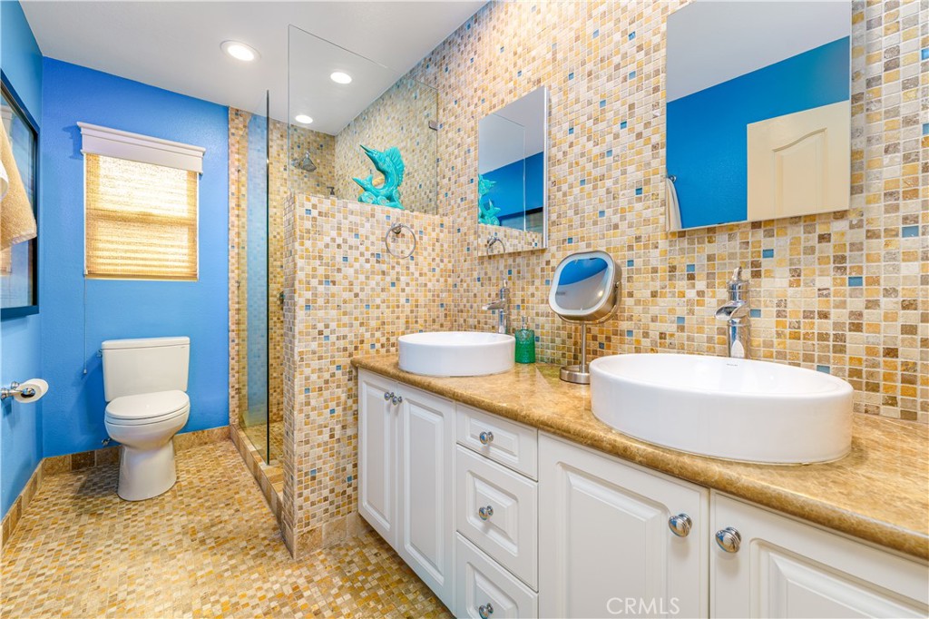 21 Mikro, Laguna Niguel CA 92677 - photo 17