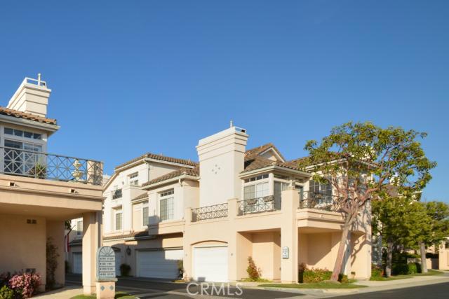 Modern architecture by Shea Homes - 219 Shorebreaker Drive, Laguna Niguel CA 92677 - photo 1