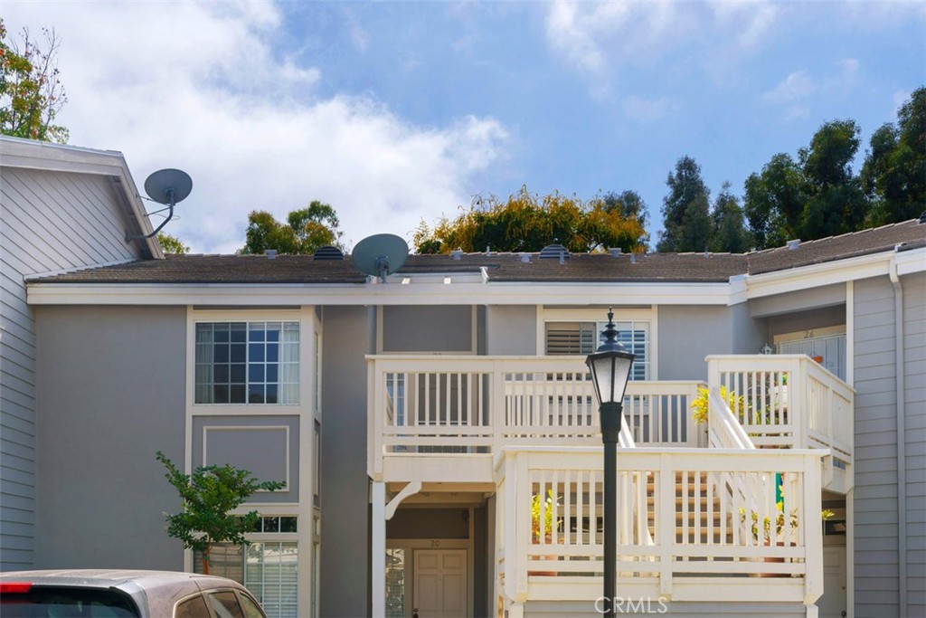 22 Campton Place, Laguna Niguel CA 92677 - photo 2