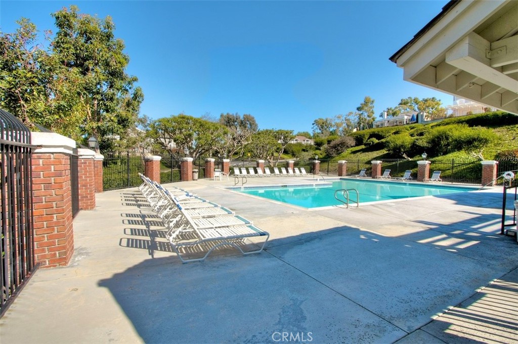 22 Campton Place, Laguna Niguel CA 92677 - photo 40