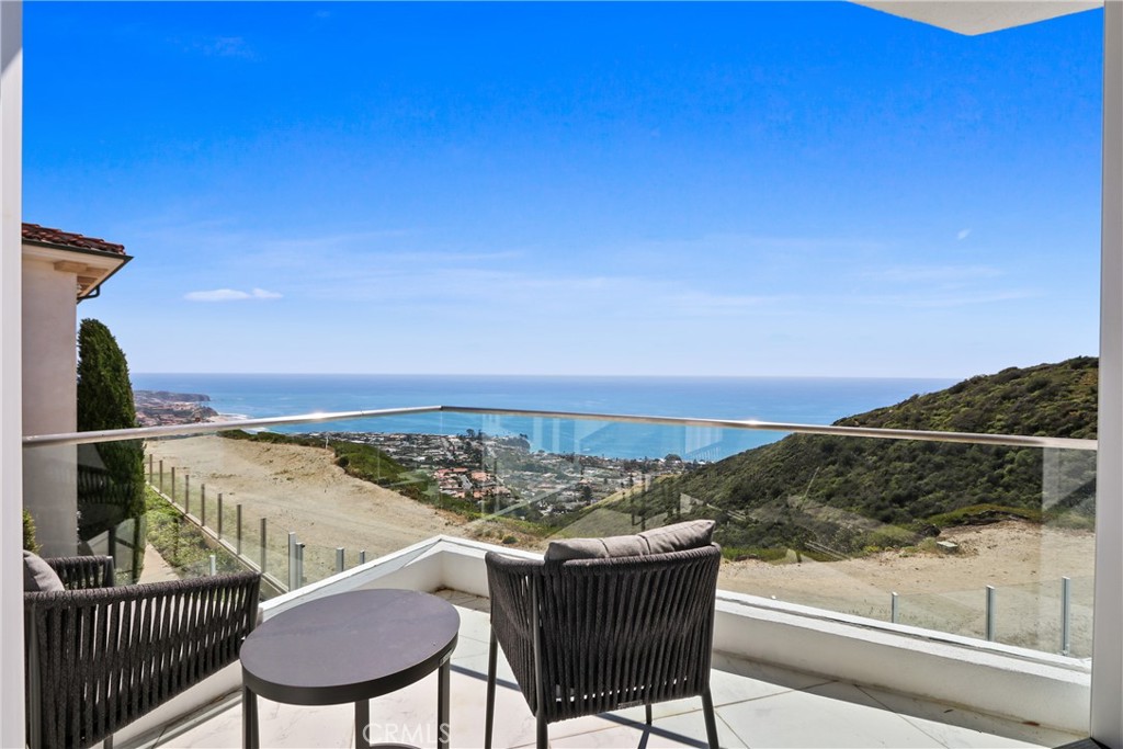 22812 Seaway Drive, Laguna Niguel CA 92677 - photo 31