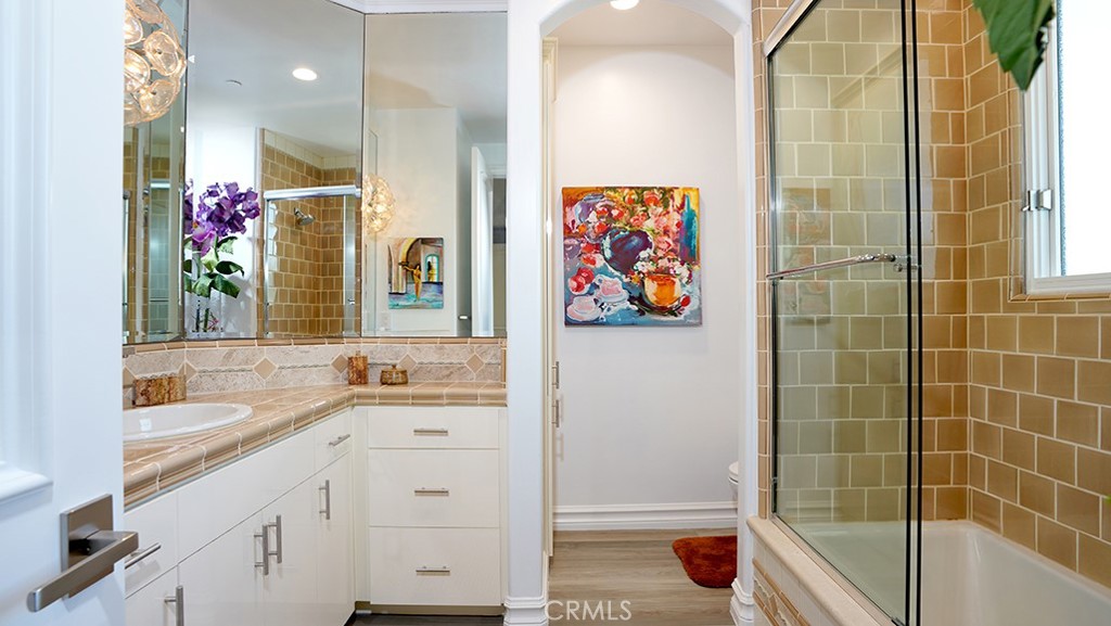 Upstairs EnSuite - 22842 Seaway Drive, Laguna Niguel CA 92677 - photo 59