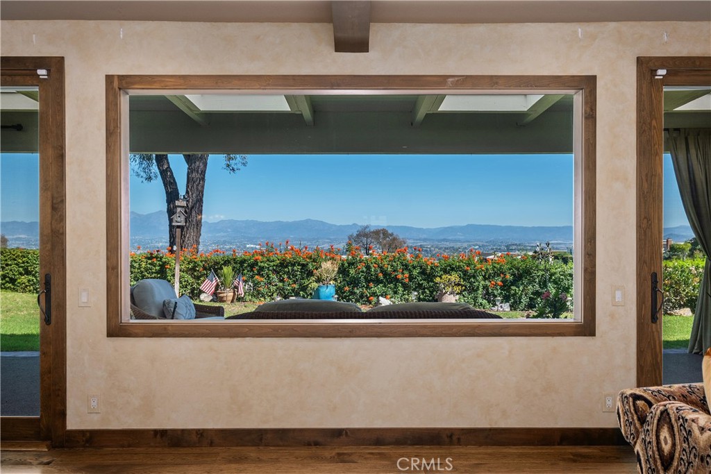 Oversized picture window framing Saddleback Mountain - 22886 Mariano, Laguna Niguel CA 92677 - photo 7