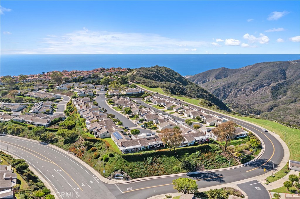Aerial view of the surrounding hills and community - 22886 Mariano, Laguna Niguel CA 92677 - photo 35