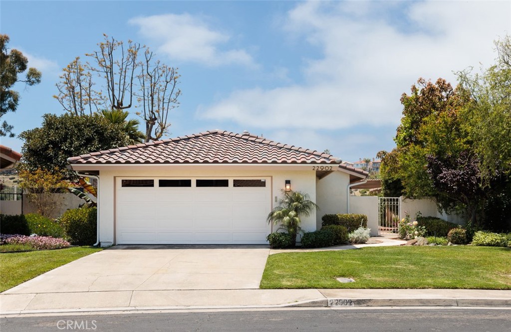 22902 Via Cruz, Laguna Niguel CA 92677 - photo 1