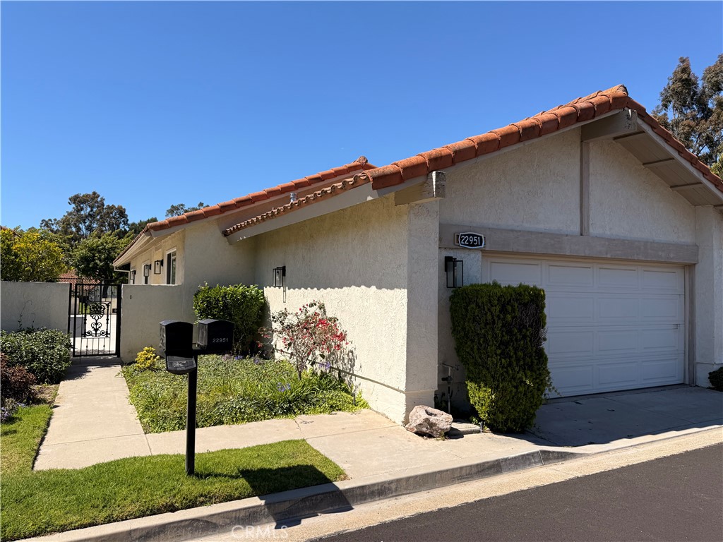 22951 Via Cruz, Laguna Niguel CA 92677 - photo 1