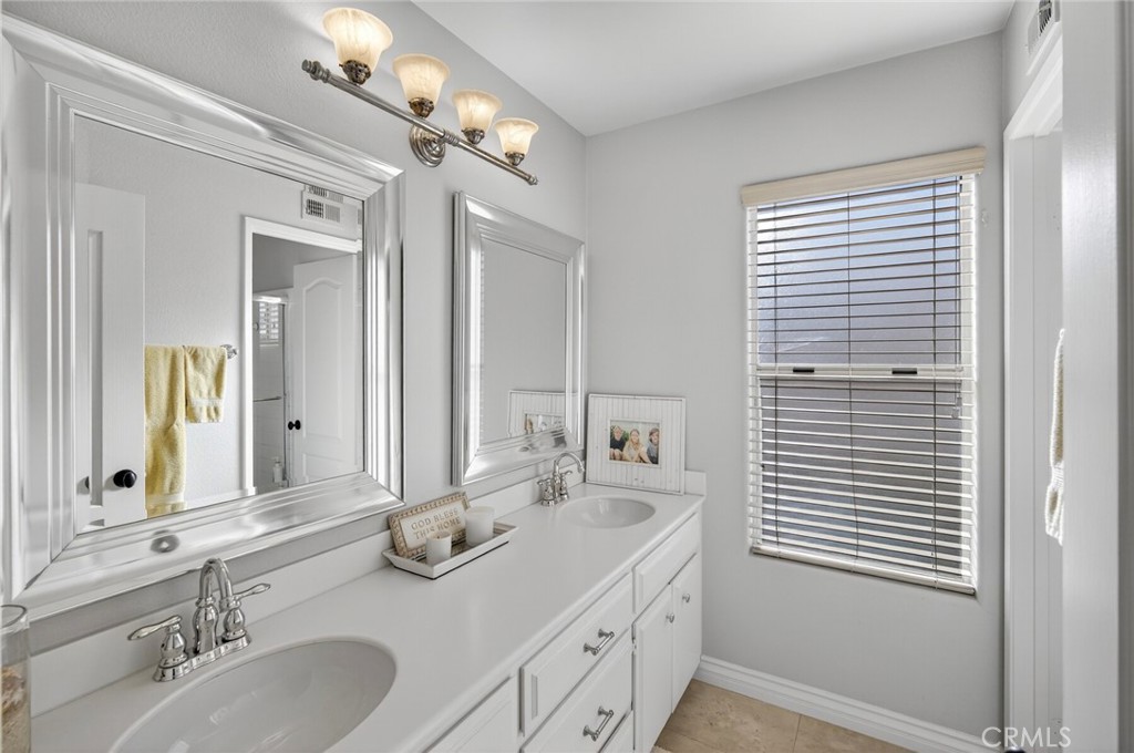 Upstairs Bathroom - 23 Amarante, Laguna Niguel CA 92677 - photo 21